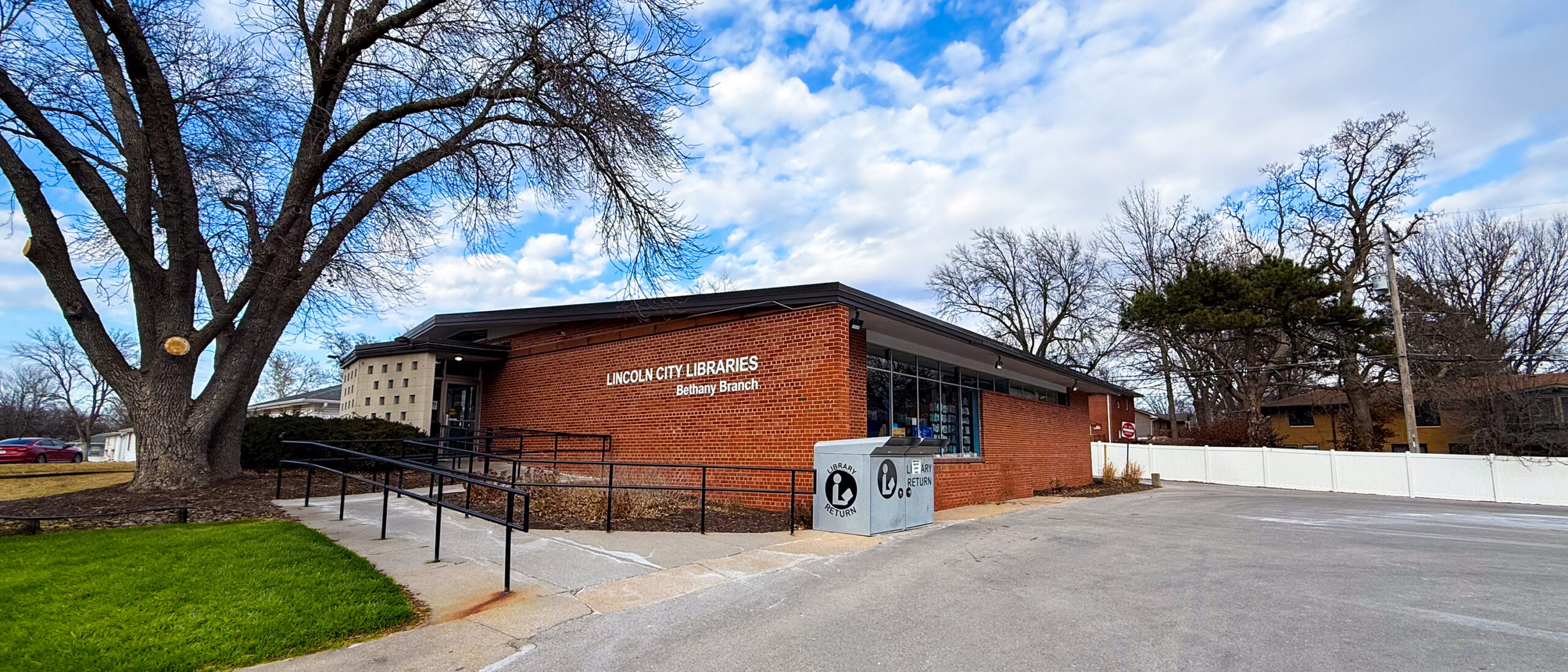 Bethany Lincoln Library